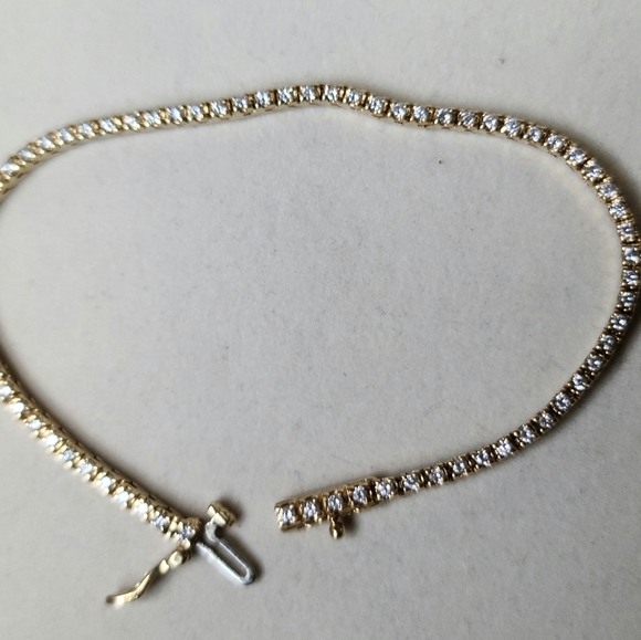 14k Gold Diamond Bracelet - Picture 2 of 13